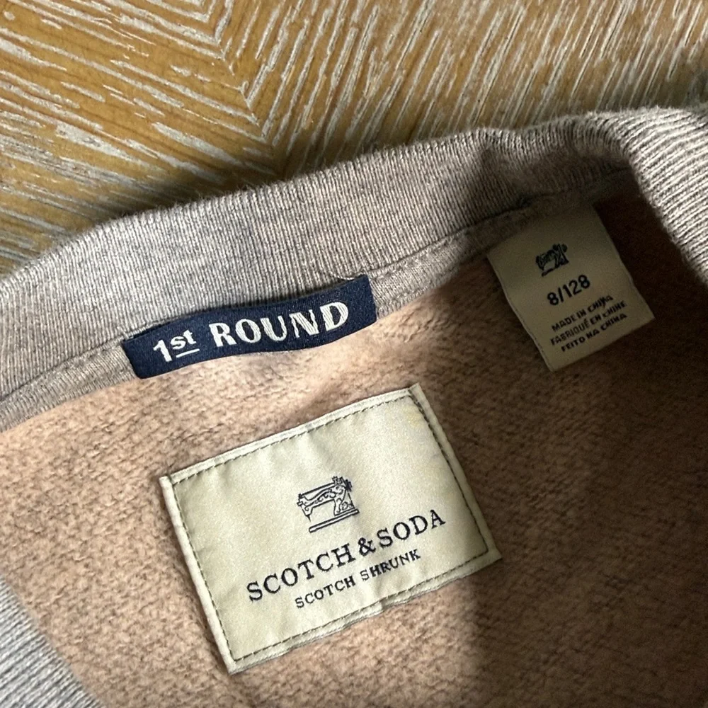 SCOTCH & SODA Gray with Geometric Red and Yellow Pattern Sweatshirt 8 Boy